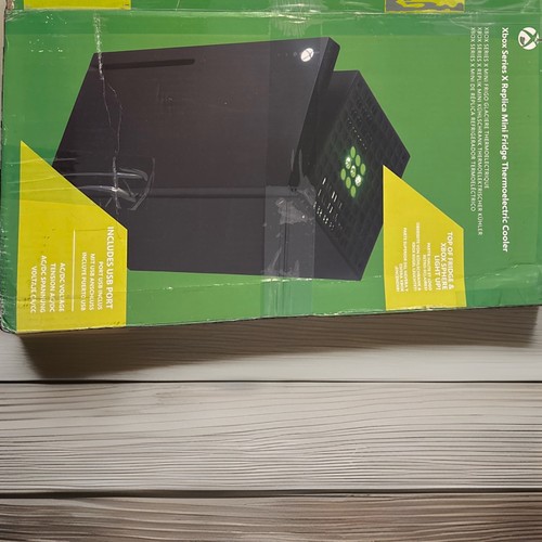 Xbox series mini fridge - xbox,