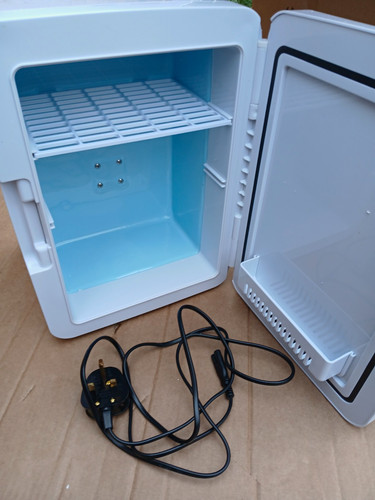 Outsunny table top mini - table,
