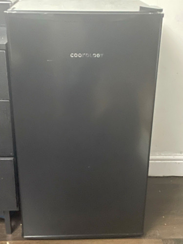 Cookology ucif93bk black 93l - black,